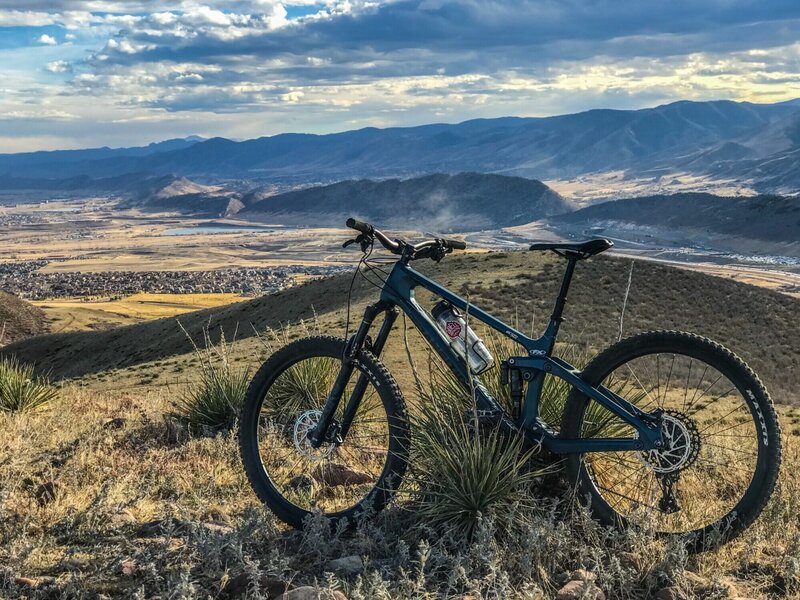 The top of the climb rewards you with calming views of the front range, catch your breath though the downhill sarts here.