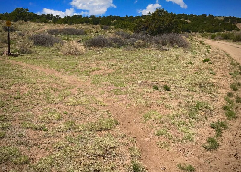 Easy to find turn for Pinon trail