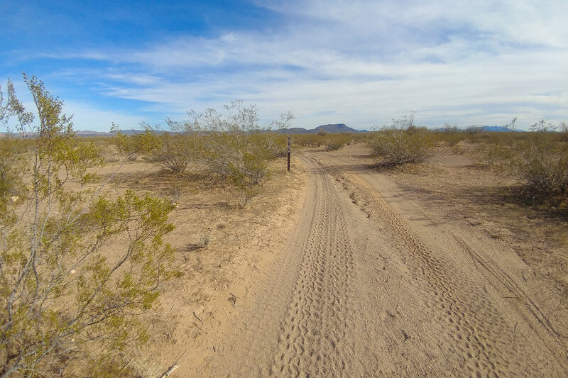 Looking N from the intersection of Pipeline Road (BLM 8100) and BLM 8107 (unmapped as of May 2021).