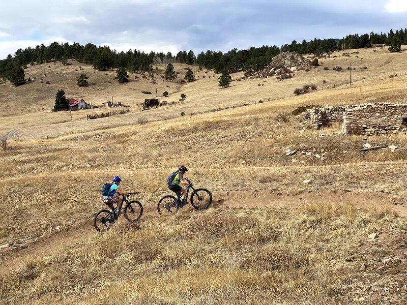 Nice climbing switchbacks at the start of Easy Money