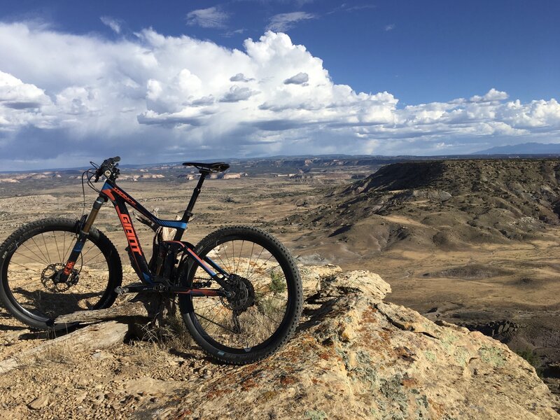 Looking out over Rabbit Valley from the eastern end of Westwater Mesa.