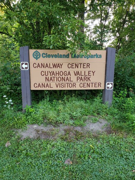 starting point and connection with Cleveland metro trail system.