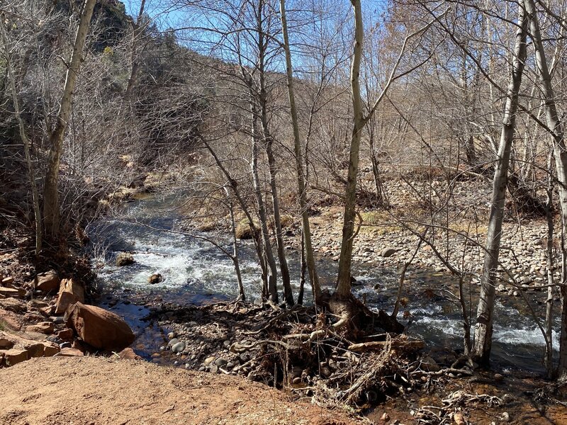 The last bit of Templeton has a river in the valley and it is the perfect spot to take a break :)