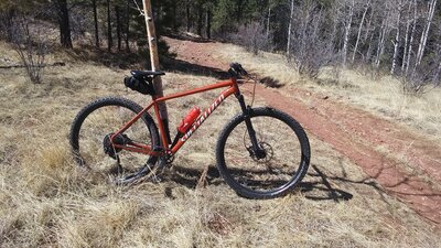 Morning ride on the Lower Ridge Trail on 4/7/22. Trails are in good shape, lots of roots, rocks and steep downhill stuff...