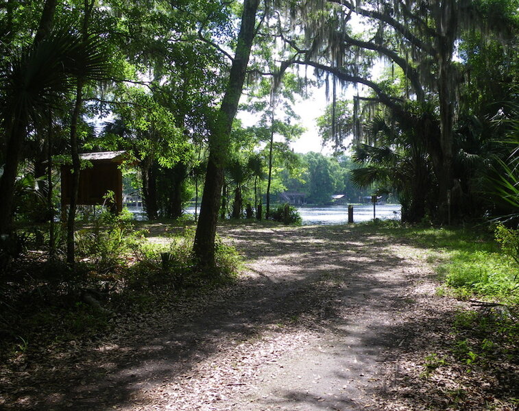 Weeks Landing canoe launch