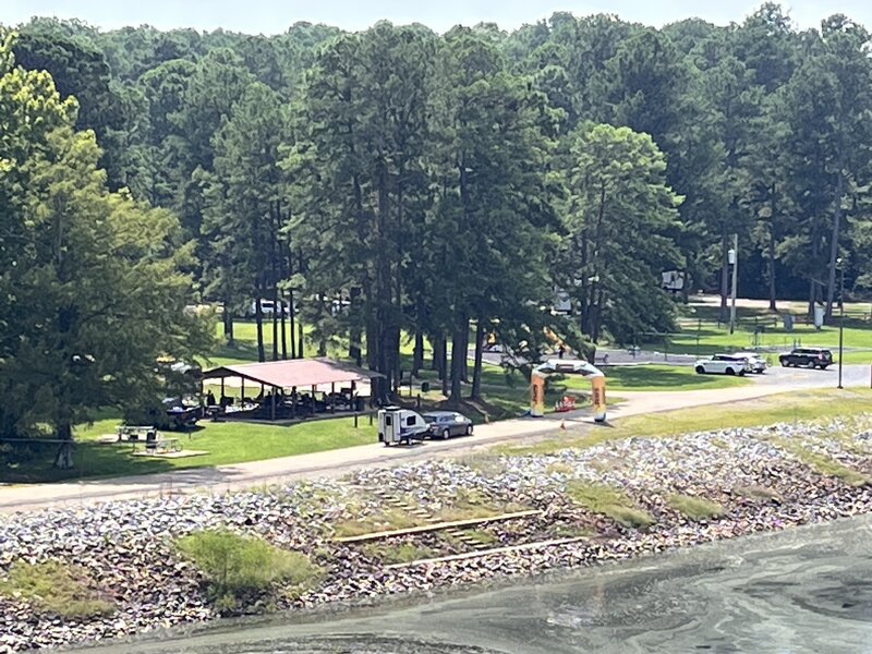 Trailhead, picnic, and campground area