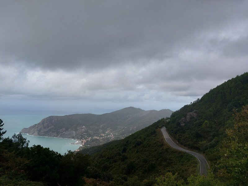 View from Sella Schisarola (alt.560m) down to Monterosso al Mare.