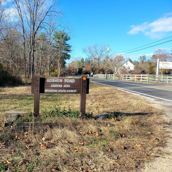 Entrance to Ephrian Rd. and Goshen Pond