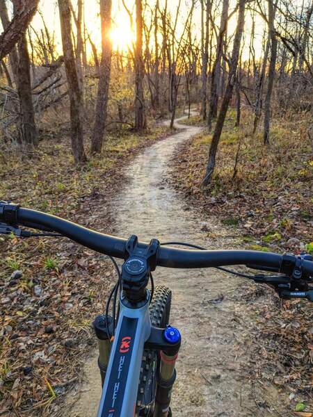 Sampling some flowy Aspen singletrack.