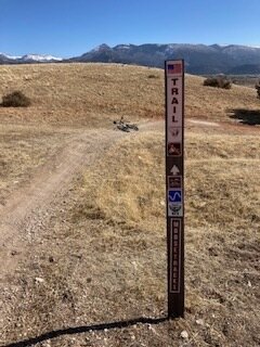 Trail sign for Moose Tracks