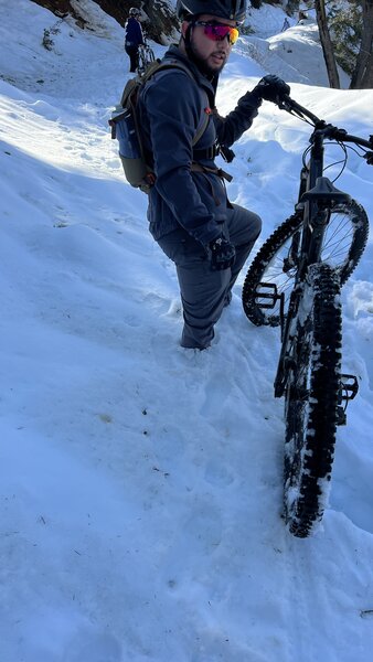 Spring 2023, knee deep snow after first 3/4 miles. Not rideable, hiked to the peak and came back down without riding the first 3/4 miles.