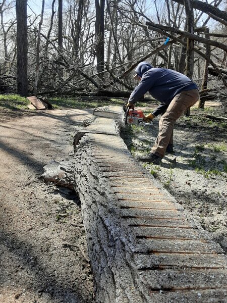 Building a log skinny.