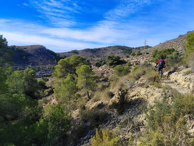 Sendero sobre el Canal dels belgues.