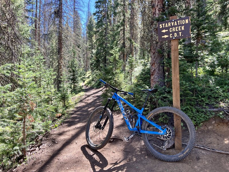 The turn onto the newly legalized connector to Starvation Creek.