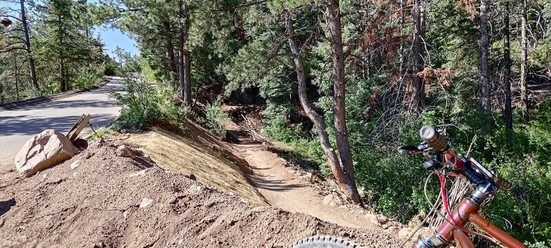 Start of the trail across from The Chutes