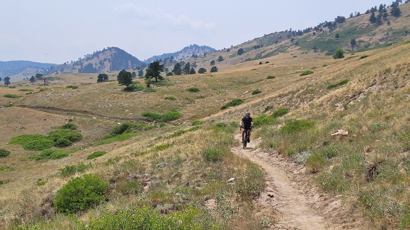 Gravel rider on North Sky.