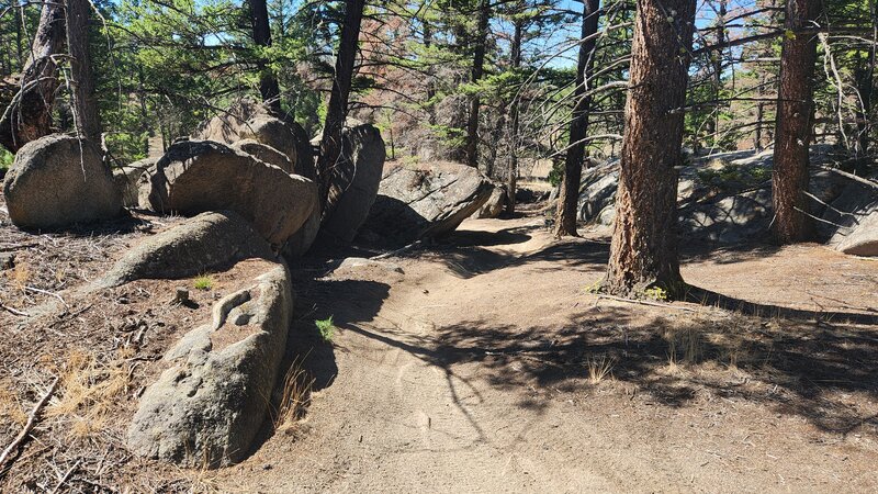 Moto Snake Trail passes through lots of granite boulders.