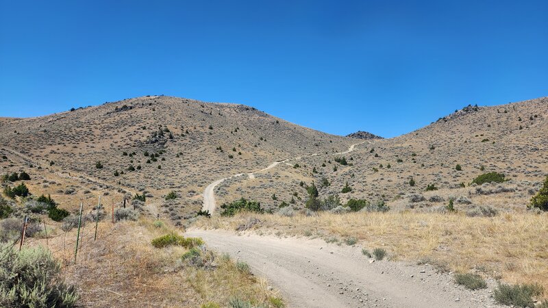 Looking at the BLM #16 Trail winding up the hill from the Eastern side.