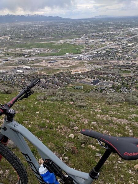 Steep Mountain and view to the north (Flight Park).