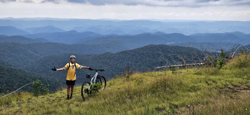 Amazing overlook near the top of the ridge.