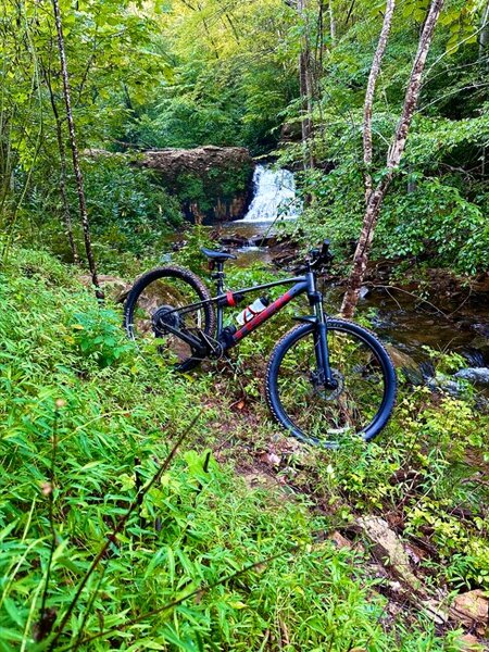 How could you not stop to take a look at the water fall.