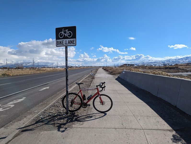 Entrance to Midas Creek Bike Path from MVC