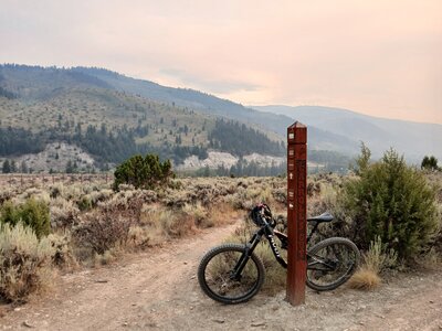 Trail marker at junction with "Carroll's Cutoff".