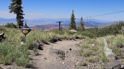 Red rock and ski lift over Timberline trail