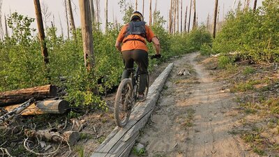 One of the optional skinnies you might find on the side of the trail.