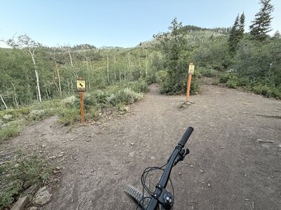 Top of climb. Tails are well marked.