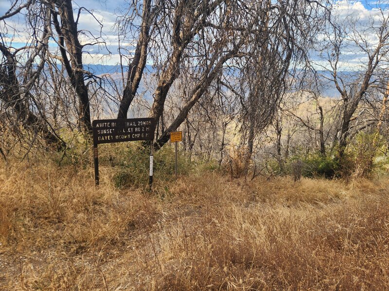Upper White Rock Trailhead