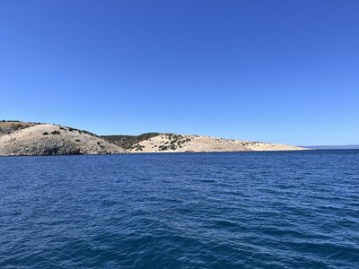 Lopar, Port: Uvala Mel