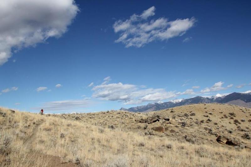 Riding in front of the Beaverhead Mountains on the Rippey Springs Loop.