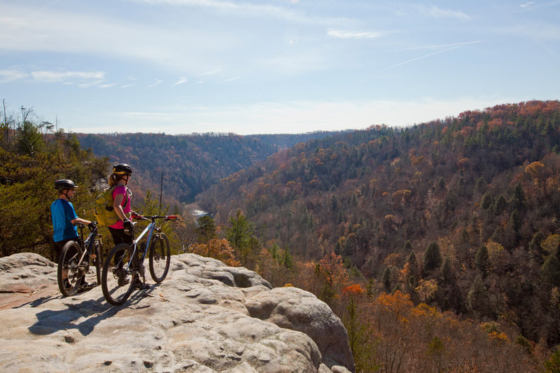 There are many opportunities to look out over the Big South Fork River