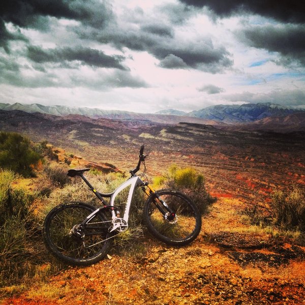 Cloudy day on the backside of Barrel Roll.