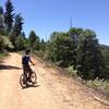 Ben Dudek shredding hard on the descent from pilots peak.